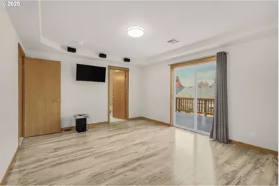 1061 Argon Ave, Eugene, OR 97404 - Photo 23