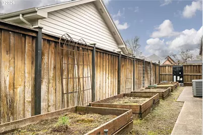 1424 Wimbledon Pl, Springfield, OR 97477 - Photo 39