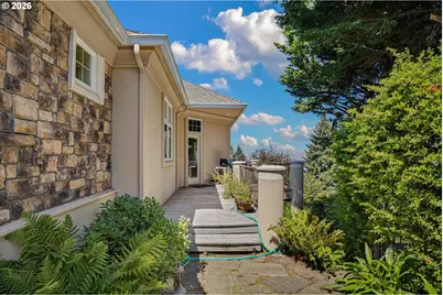 2663 Ridgemont Dr, Eugene, OR 97405 - Photo 35