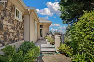 2663 Ridgemont Dr, Eugene, OR 97405 - Photo 35