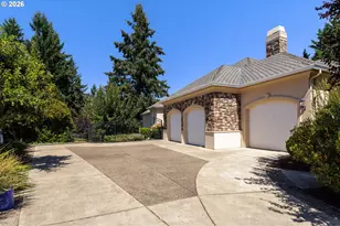 2663 Ridgemont Dr, Eugene, OR 97405 - Photo 5