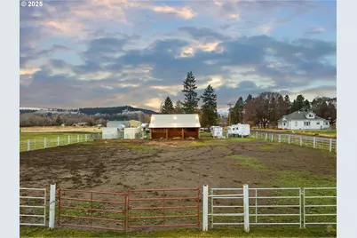 62123 Chandler Loop, La Grande, OR 97850 - Photo 11