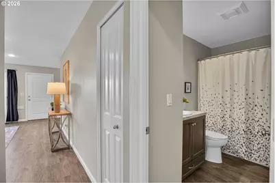 3724 SE Schiller St, Portland, OR 97202 - Photo 17