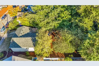 3724 SE Schiller St, Portland, OR 97202 - Photo 41