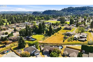 13 W Pine Ln, Longview, WA 98632 - Photo 31