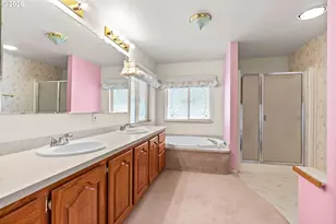 5359 Club Dr, Eugene, OR 97402 - Photo 29