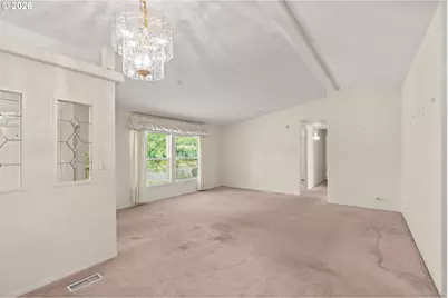 5359 Club Dr, Eugene, OR 97402 - Photo 17