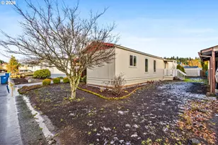 1307 S Water St, Silverton, OR 97381 - Photo 3