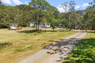 235 Dearing Wy, Grants Pass, OR 97527 - Photo 29
