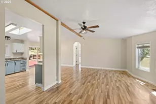 235 Dearing Wy, Grants Pass, OR 97527 - Photo 9