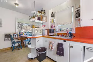 206 W 1st St, Wallowa, OR 97885 - Photo 17