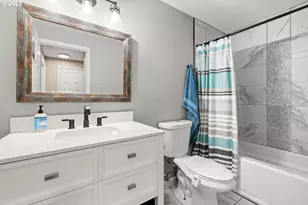 10900 SW 76th Pl, Portland, OR 97223 - Photo 21