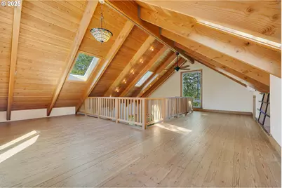 711 N 6th Ave, Rockaway Beach, OR 97136 - Photo 29