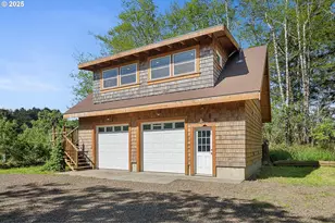 711 N 6th Ave, Rockaway Beach, OR 97136 - Photo 5