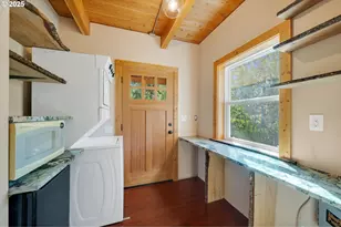 711 N 6th Ave, Rockaway Beach, OR 97136 - Photo 33