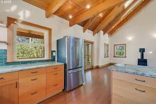 711 N 6th Ave, Rockaway Beach, OR 97136 - Photo 23