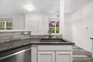 528 NW Celtis Ln, Hillsboro, OR 97124 - Photo 15