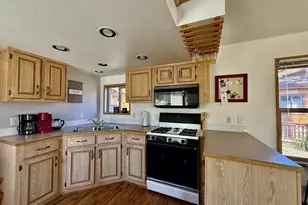 19921 Whaleshead Rd, Brookings, OR 97415 - Photo 11