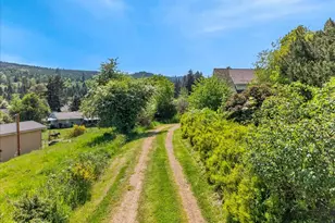 55330 SW Lovegren Dr, Gaston, OR 97119 - Photo 41