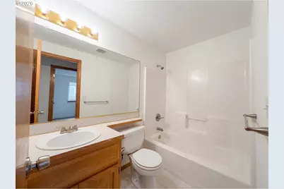 8641 NE Windstone St, Beaverton, OR 97006 - Photo 15