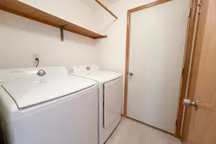 8641 NE Windstone St, Beaverton, OR 97006 - Photo 15