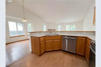 8641 NE Windstone St, Beaverton, OR 97006 - Photo 11