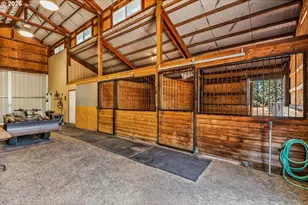 64464 Collins Rd, Bend, OR 97703 - Photo 27