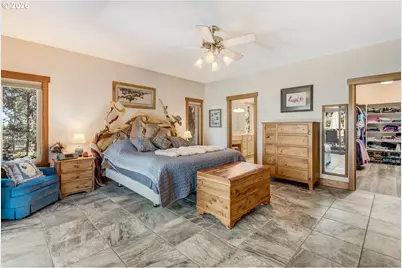 64464 Collins Rd, Bend, OR 97703 - Photo 17