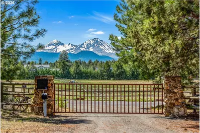 64464 Collins Rd, Bend, OR 97703 - Photo 3