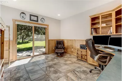 64464 Collins Rd, Bend, OR 97703 - Photo 23