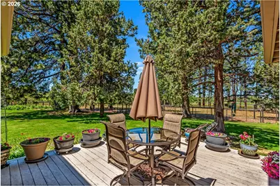 64464 Collins Rd, Bend, OR 97703 - Photo 43