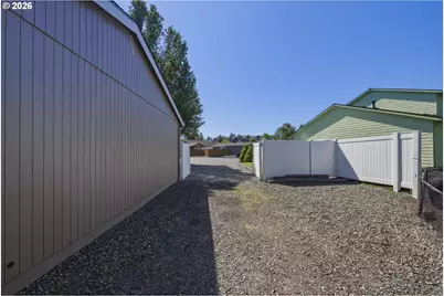 3065 NE Egret Ct, Fairview, OR 97024 - Photo 39