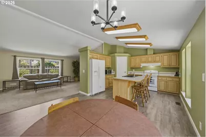 3065 NE Egret Ct, Fairview, OR 97024 - Photo 15