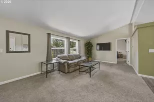 3065 NE Egret Ct, Fairview, OR 97024 - Photo 9