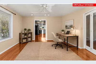 527 NE 25th Ct, Hillsboro, OR 97124 - Photo 5