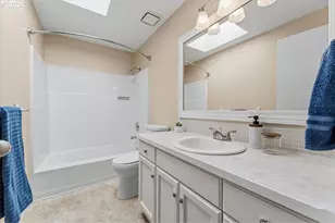 527 NE 25th Ct, Hillsboro, OR 97124 - Photo 29