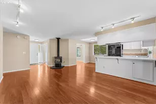 527 NE 25th Ct, Hillsboro, OR 97124 - Photo 17