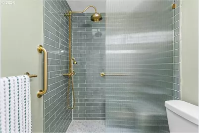 527 NE 25th Ct, Hillsboro, OR 97124 - Photo 23