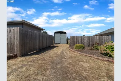 6593 Rippling Brook Dr SE, Salem, OR 97317 - Photo 31