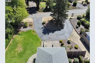 6593 Rippling Brook Dr SE, Salem, OR 97317 - Photo 45