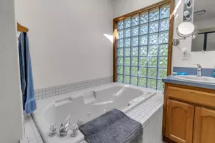 6593 Rippling Brook Dr SE, Salem, OR 97317 - Photo 23