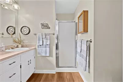 1910 Hawkins Ln, Eugene, OR 97405 - Photo 21