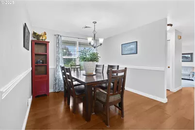 1910 Hawkins Ln, Eugene, OR 97405 - Photo 7