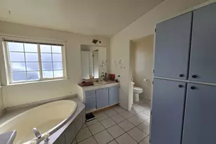 1688 NE 3rd Pl, Hermiston, OR 97838 - Photo 17