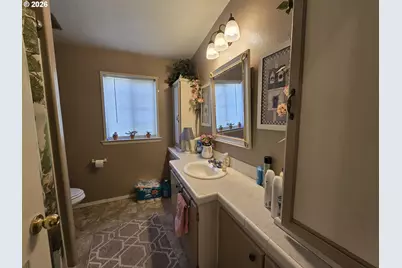 1688 NE 3rd Pl, Hermiston, OR 97838 - Photo 21