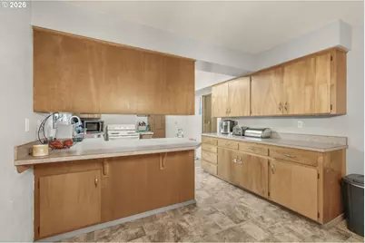 2128 44th Ave, Longview, WA 98632 - Photo 9