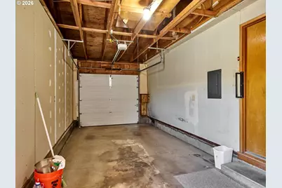 1387 Hampton Way, Woodburn, OR 97071 - Photo 13
