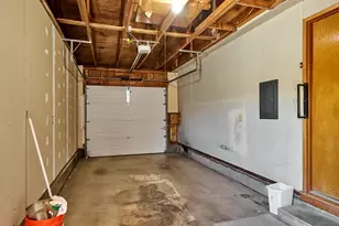 1387 Hampton Way, Woodburn, OR 97071 - Photo 13