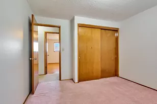 1387 Hampton Way, Woodburn, OR 97071 - Photo 9