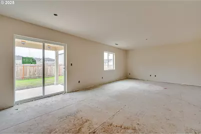 2010 Henderson Way, Longview, WA 98632 - Photo 3